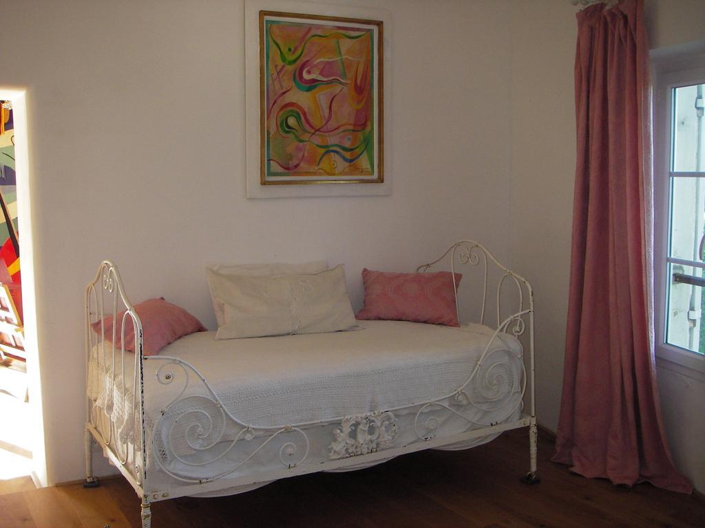 Pavillon De Beauregard Bed & Breakfast Aix-en-Provence Oda fotoğraf