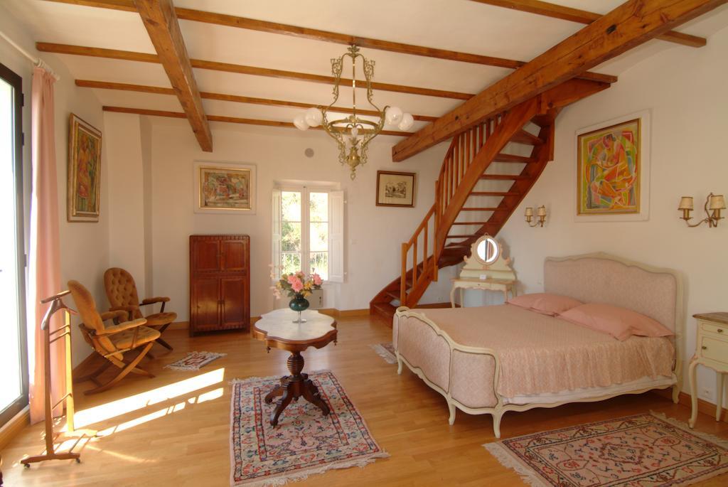 Pavillon De Beauregard Bed & Breakfast Aix-en-Provence Oda fotoğraf